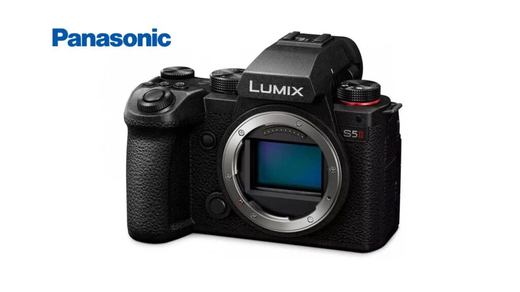LUMIX S5II and S5IIX-featured